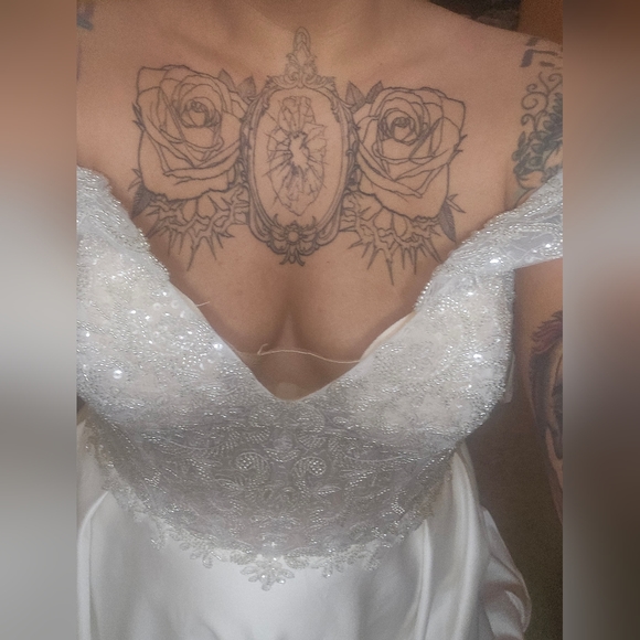 Size 14 beaded Aline wedding dress with pockets unaltered - Picture 6 of 16